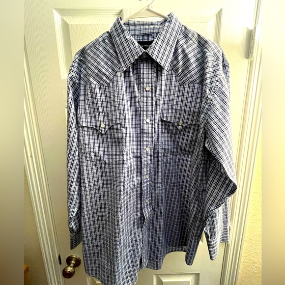 Pearl Snap Shirt (L) - Picture 1 of 2